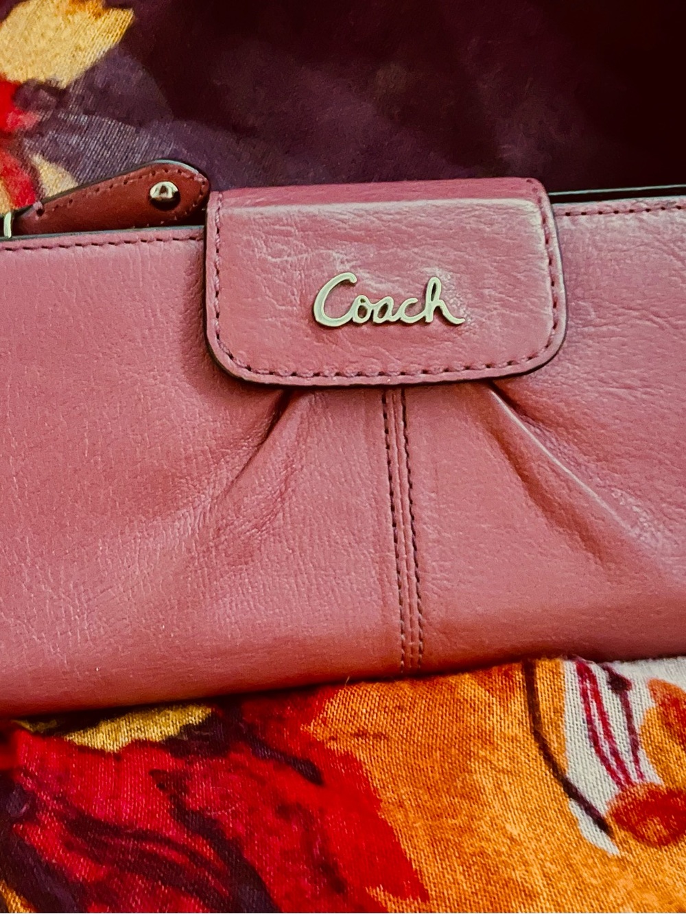 Vintage Coach Light Plum/Dark Rose Leather Wallet